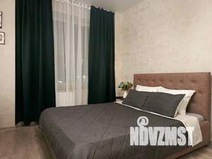 Студия квартира, посуточно, 32м2, 2/20 этаж