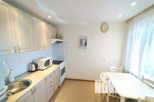 2-к квартира, посуточно, 47м2, 7/10 этаж