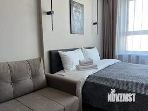 Студия квартира, посуточно, 32м2, 13/23 этаж