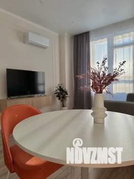 2-к квартира, посуточно, 46м2, 7/24 этаж