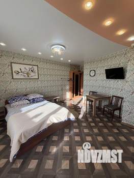 Студия квартира, посуточно, 30м2, 16/19 этаж