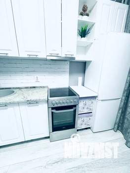 1-к квартира, посуточно, 40м2, 4/17 этаж