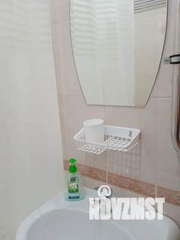 Студия квартира, посуточно, 30м2, 11/20 этаж