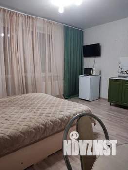 Студия квартира, посуточно, 24м2, 2/9 этаж