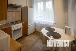1-к квартира, посуточно, 33м2, 2/5 этаж