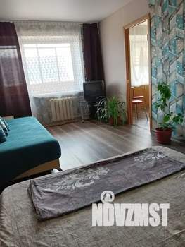 1-к квартира, посуточно, 30м2, 3/5 этаж