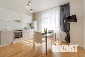 2-к квартира, посуточно, 45м2, 7/24 этаж