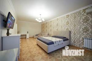 1-к квартира, посуточно, 73м2, 12/17 этаж