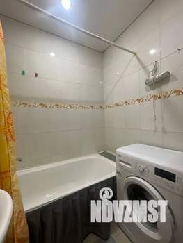 Студия квартира, посуточно, 35м2, 1/2 этаж