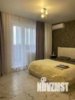 Студия квартира, посуточно, 34м2, 17/20 этаж