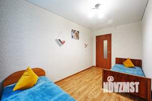 2-к квартира, посуточно, 47м2, 4/5 этаж
