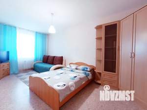 1-к квартира, посуточно, 40м2, 7/10 этаж