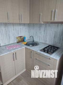 2-к квартира, посуточно, 40м2, 3/5 этаж