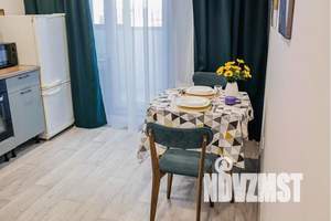 1-к квартира, посуточно, 35м2, 6/16 этаж