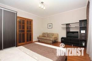 1-к квартира, посуточно, 43м2, 8/11 этаж