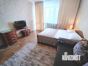 1-к квартира, посуточно, 36м2, 8/10 этаж