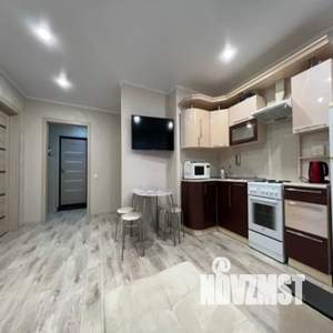 1-к квартира, посуточно, 63м2, 16/20 этаж