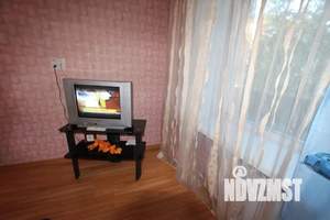 1-к квартира, посуточно, 33м2, 4/9 этаж