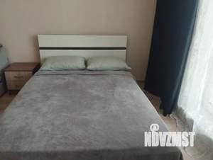 1-к квартира, посуточно, 28м2, 10/18 этаж