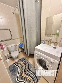 Студия квартира, посуточно, 30м2, 10/18 этаж