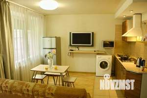 1-к квартира, посуточно, 40м2, 1/1 этаж