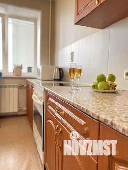 1-к квартира, посуточно, 35м2, 8/14 этаж