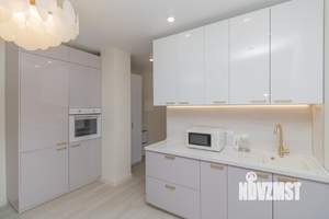 Студия квартира, посуточно, 35м2, 3/17 этаж