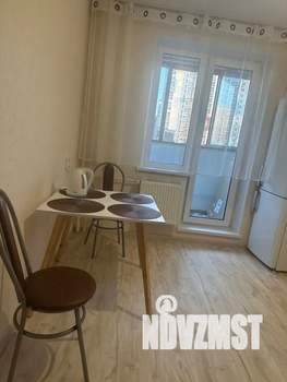 1-к квартира, посуточно, 32м2, 1/10 этаж