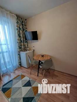 Студия квартира, посуточно, 20м2, 6/10 этаж