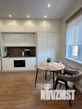 1-к квартира, посуточно, 42м2, 3/16 этаж