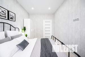2-к квартира, посуточно, 43м2, 8/24 этаж