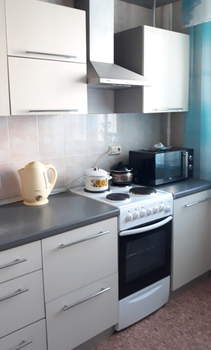 1-к квартира, на длительный срок, 41м2, 4/10 этаж