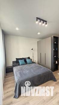 Студия квартира, посуточно, 37м2, 3/20 этаж