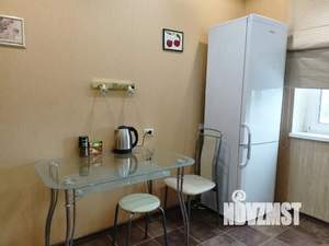 1-к квартира, посуточно, 40м2, 10/10 этаж