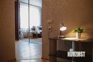 1-к квартира, посуточно, 43м2, 1/1 этаж