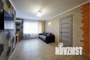 2-к квартира, посуточно, 47м2, 2/5 этаж