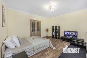 1-к квартира, посуточно, 42м2, 7/10 этаж