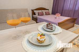 Студия квартира, посуточно, 30м2, 12/18 этаж