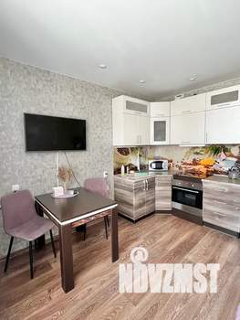 Студия квартира, посуточно, 30м2, 7/17 этаж