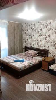 1-к квартира, посуточно, 33м2, 3/5 этаж