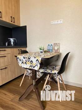 1-к квартира, посуточно, 40м2, 15/19 этаж