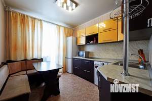 1-к квартира, посуточно, 35м2, 5/10 этаж