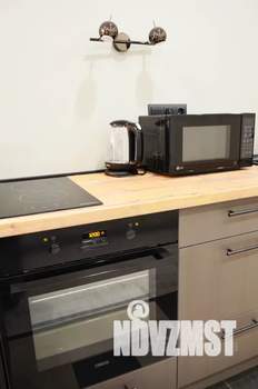 1-к квартира, посуточно, 44м2, 13/16 этаж