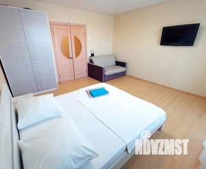 2-к квартира, посуточно, 70м2, 4/9 этаж