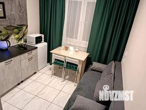 1-к квартира, посуточно, 32м2, 7/10 этаж