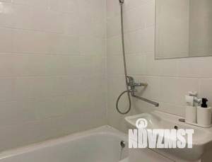 1-к квартира, посуточно, 54м2, 1/1 этаж