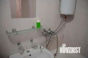 1-к квартира, посуточно, 44м2, 7/10 этаж