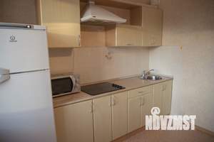 1-к квартира, посуточно, 44м2, 1/1 этаж