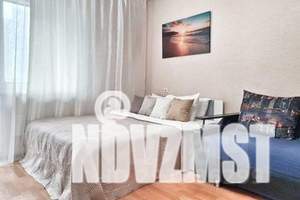 1-к квартира, посуточно, 42м2, 4/10 этаж