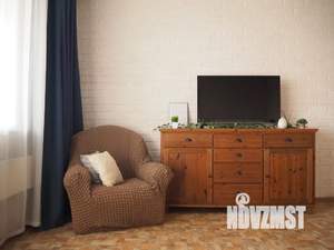 1-к квартира, посуточно, 42м2, 1/1 этаж